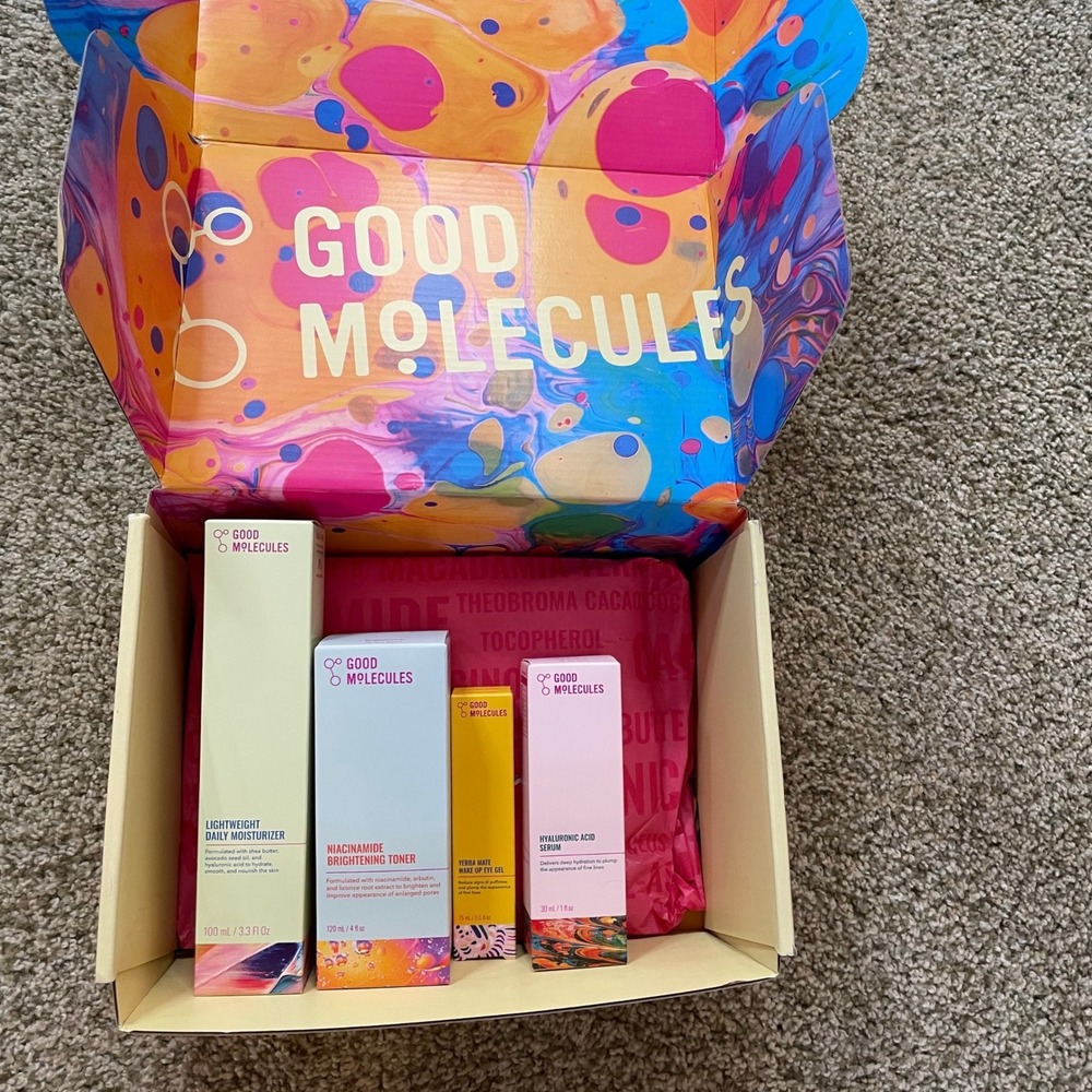 Good Molecules PR Box Set Niacinamide Toner Hyaluronic Acid Serum Eye Gel Cream